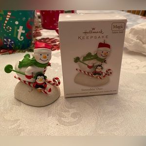 ‘12Musical☃️Swooshin’ Duo